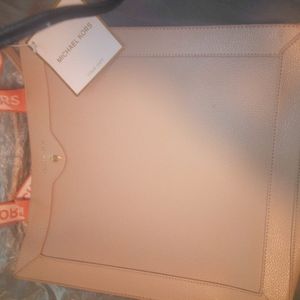 Michael kors tote bag